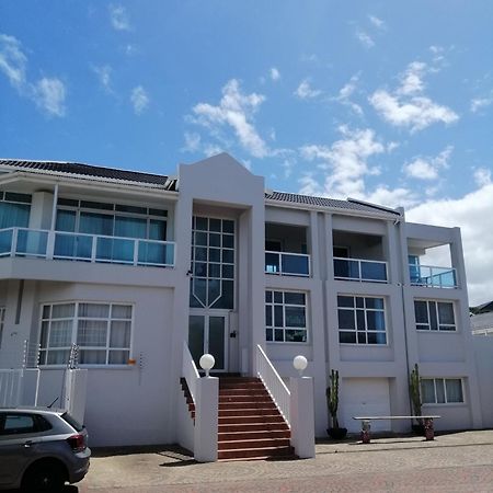 A Villa De Mer Guesthouse Port Alfred Exteriör bild