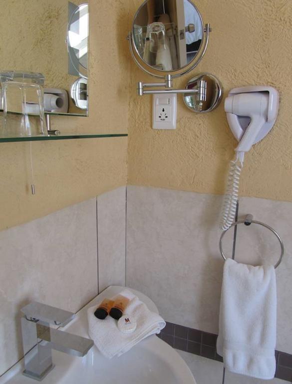 A Villa De Mer Guesthouse Port Alfred Rum bild