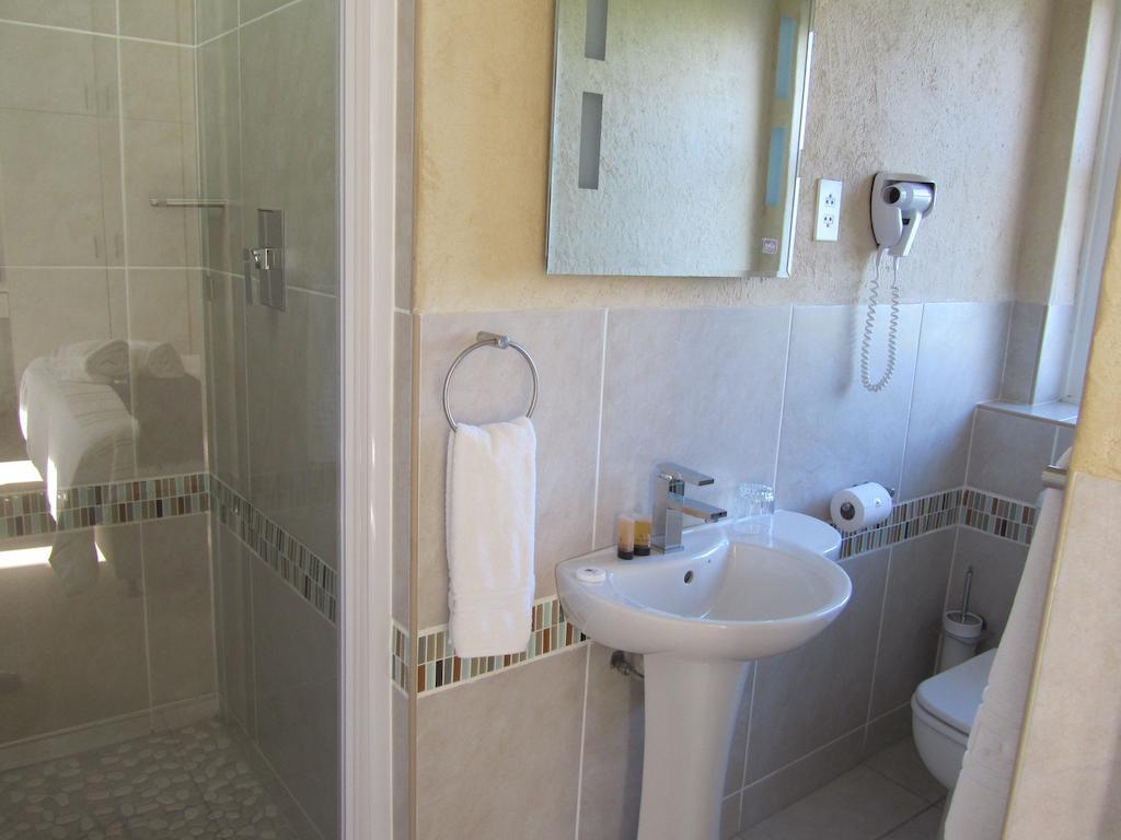 A Villa De Mer Guesthouse Port Alfred Rum bild